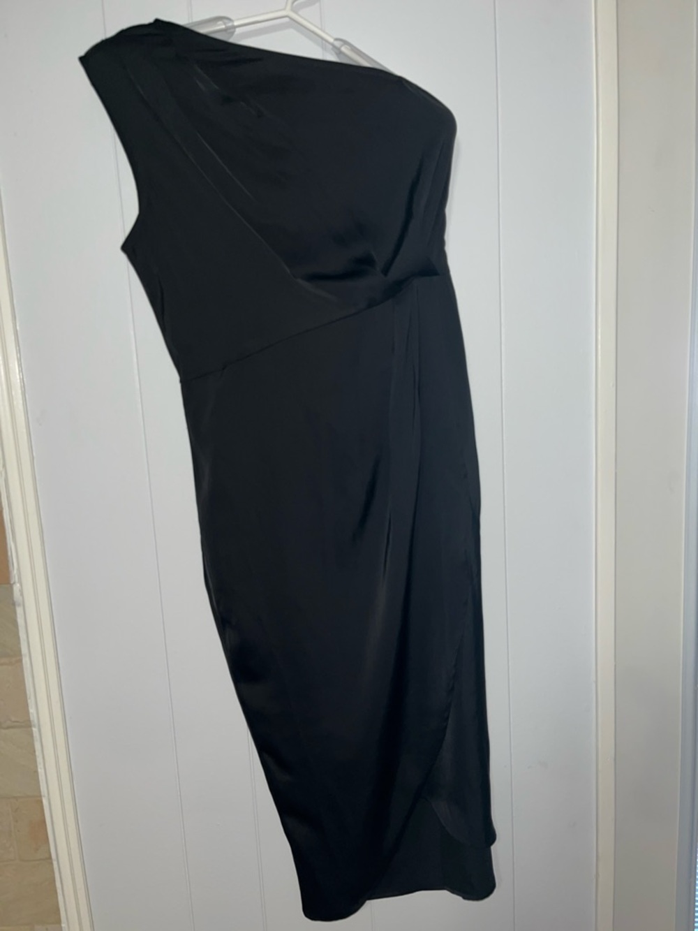 Black One-Shoulder Sheath Dress